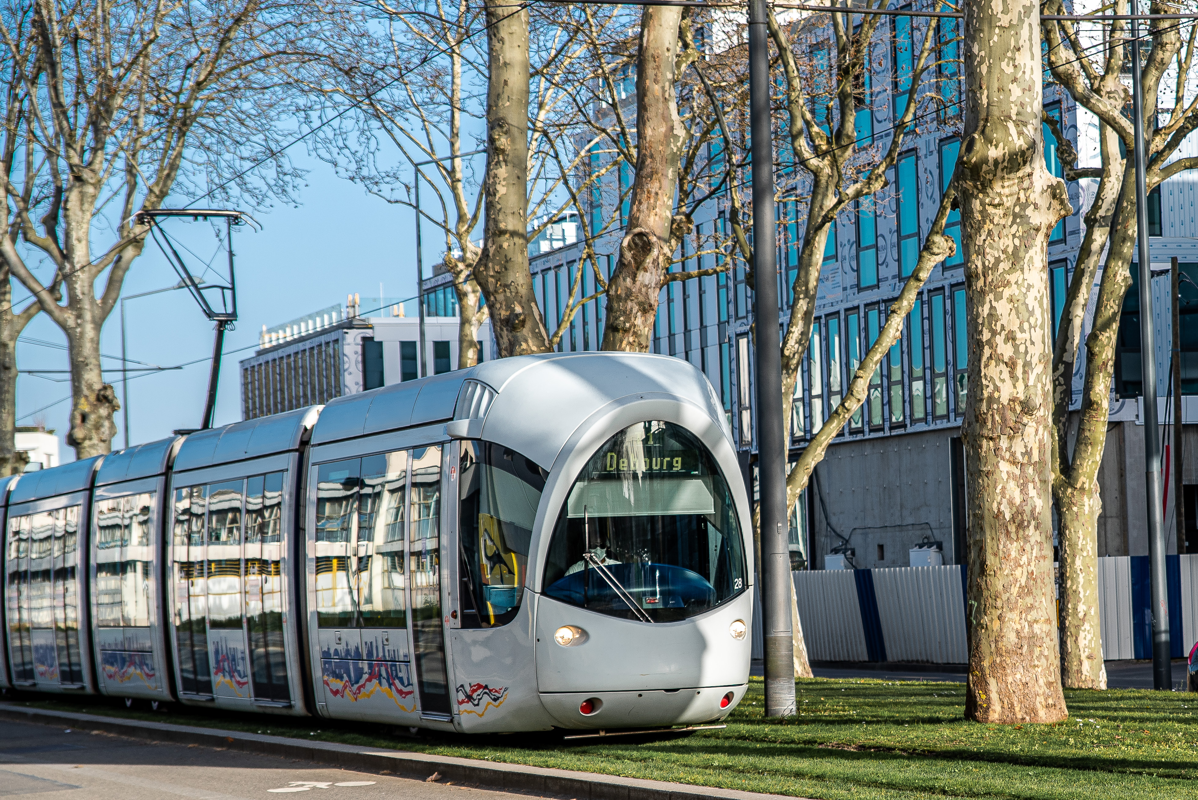 SLAT favores public transportation